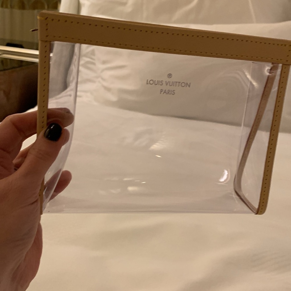 Stunning rare, collectible Louis Vuitton rare cosmetic case, authentic,must have - Picture 14 of 17